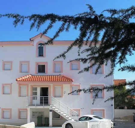 Sax Apartment *
